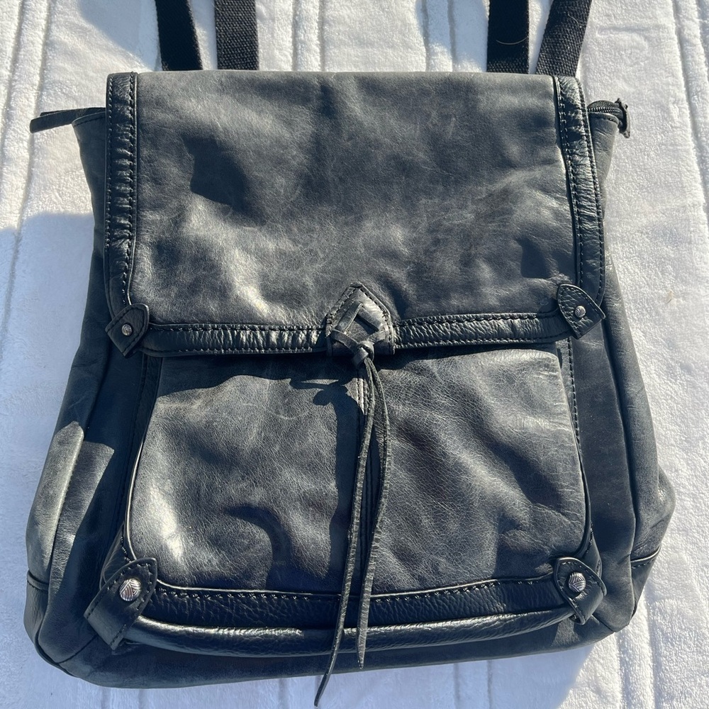 Soft leather bag crossbody strap or messenger strap.